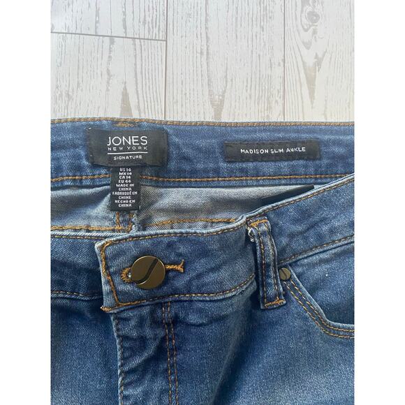 Jones New York Signature Madison Slim Ankle Jeans Women’s 14 Blue Stretch Denim - Picture 2 of 8